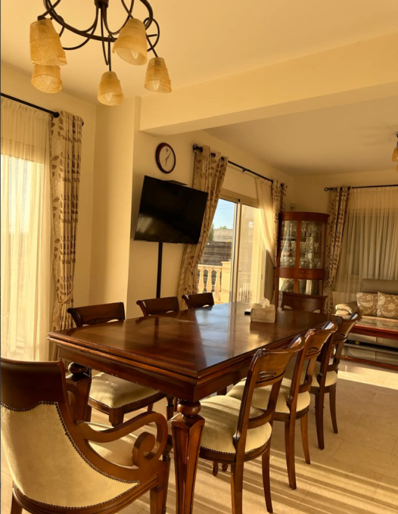 5-Bedroom Villa (Ref: 2438) - photo 5