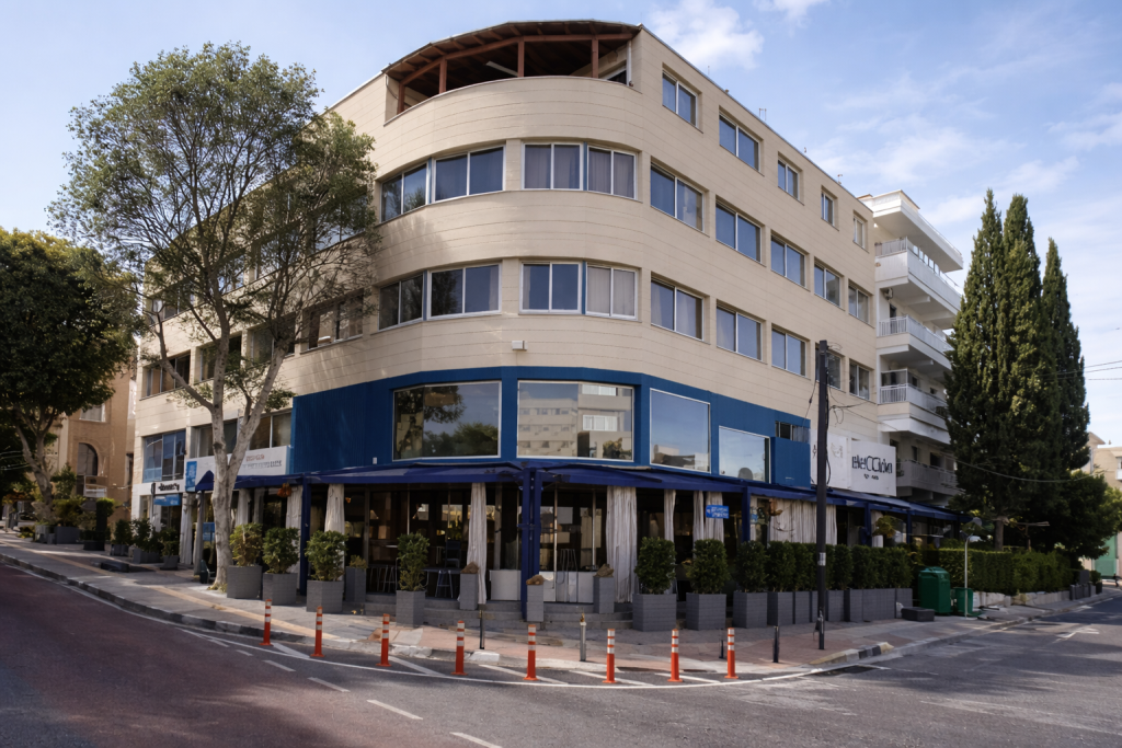 Building for sale (Ref: 3867) - photo 1