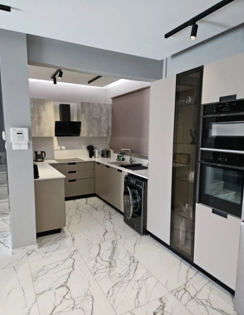 5-Bedroom Villa (Ref: 2278) - photo 2