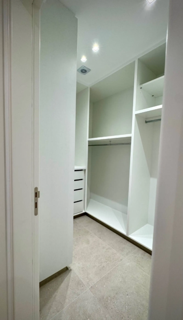 3-Bedroom Apartment (Ref: 2398) - photo 11