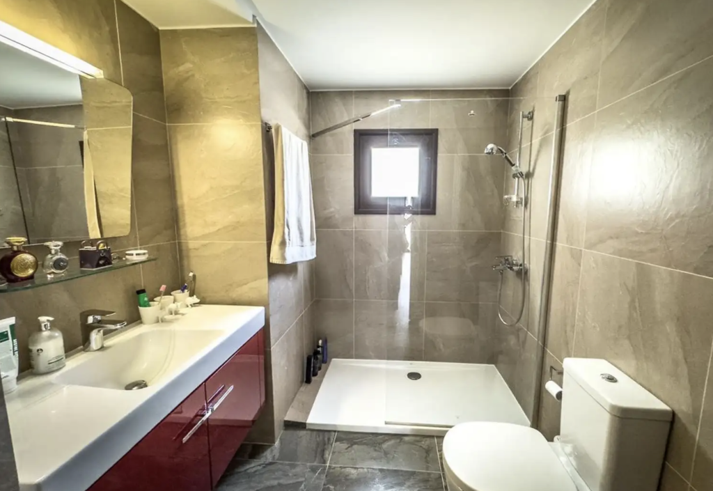 4-bedroom maisonette (Ref: 3774) - photo 3