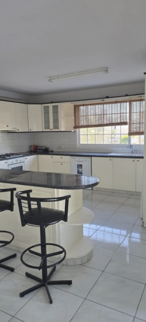 4-bedroom penthouse (Ref: 3144) - photo 1