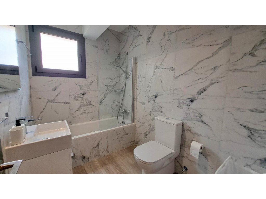 2 bedrooms apartment (Ref: 3835) - photo 1