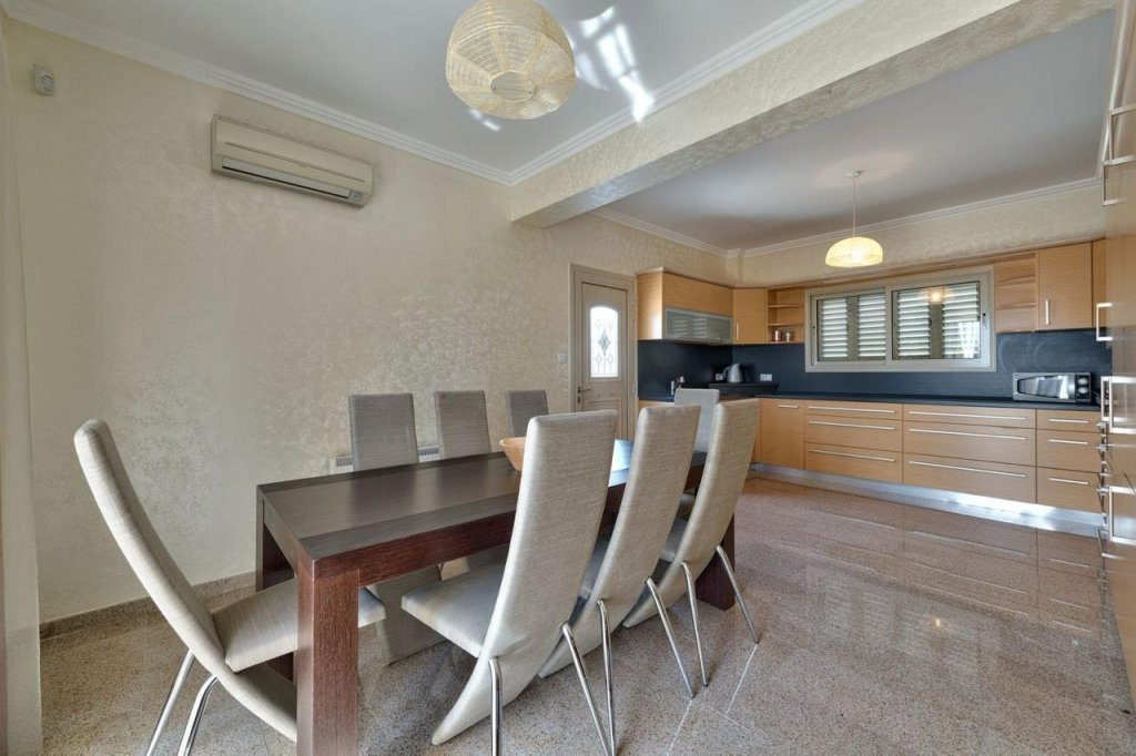 4 BEDROOMS HOUSE FOR SALE (Ref: 4034) - photo 6
