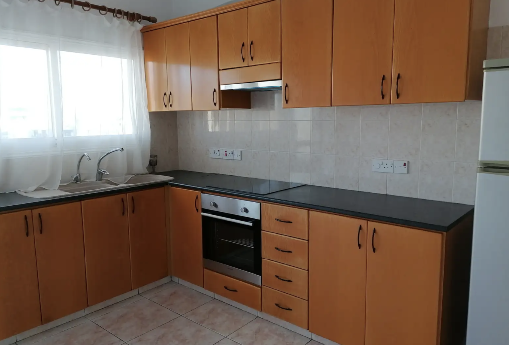 2-bedroom apartment (Ref: 3702) - photo 3