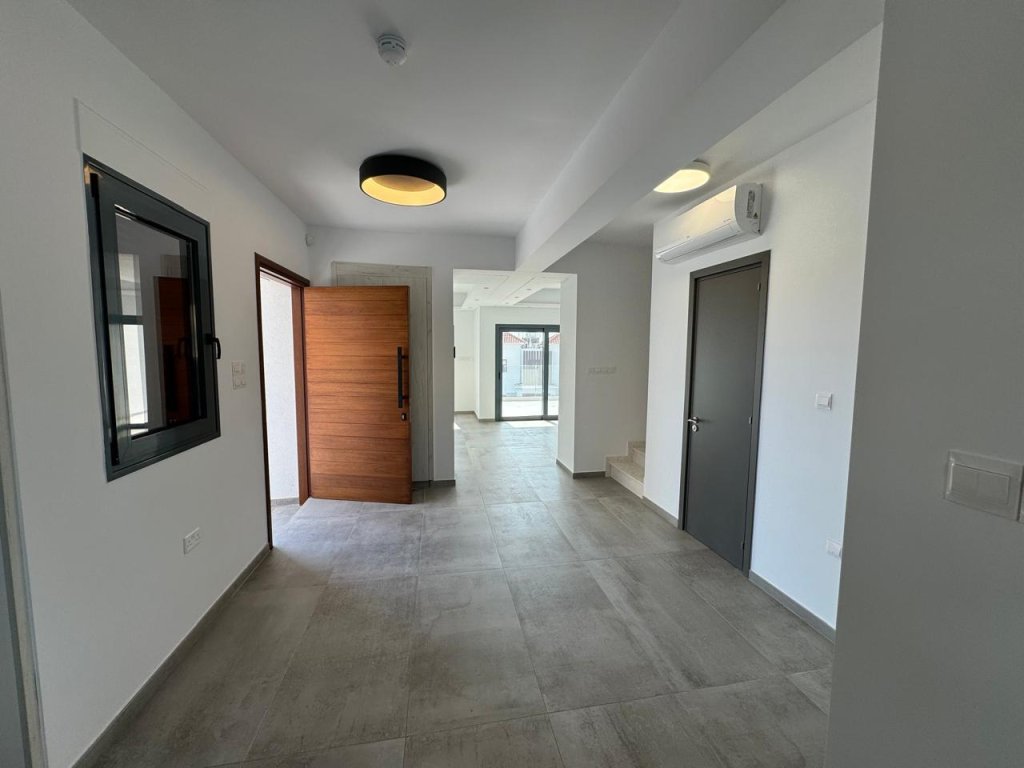 4-Bedrooms House (Ref: 3572) - photo 16