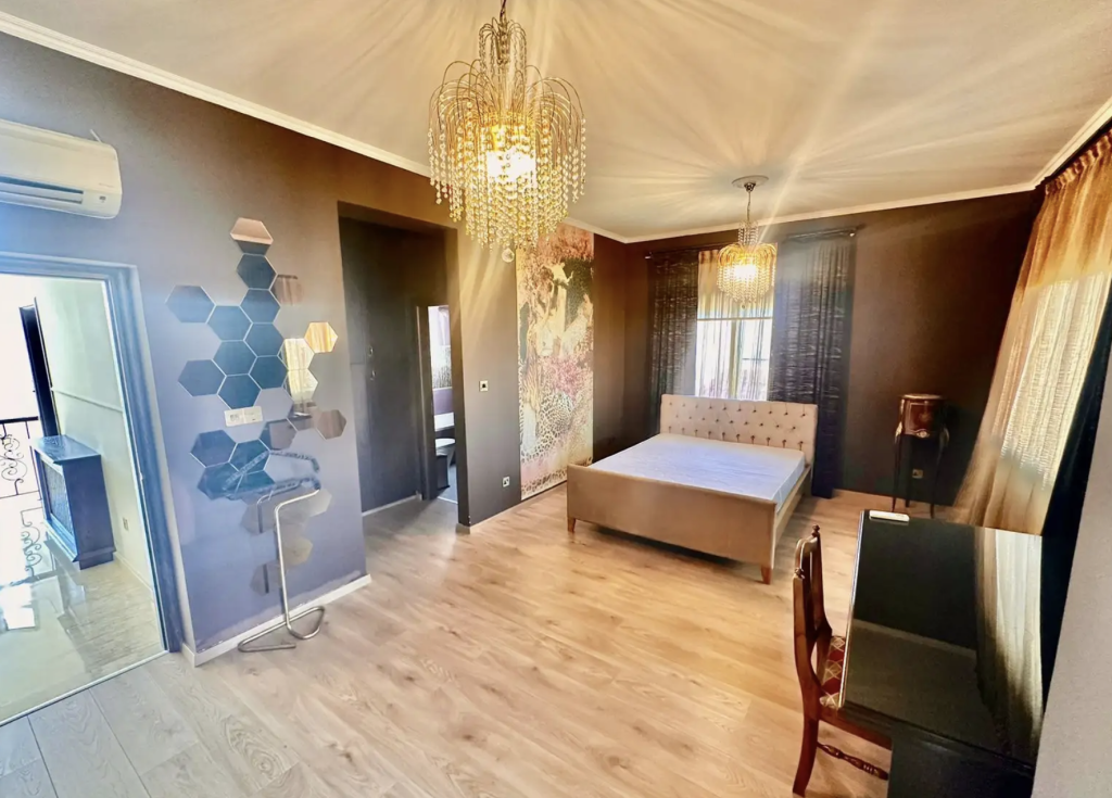 5 bedrooms villa (Ref: 4723) - photo 6