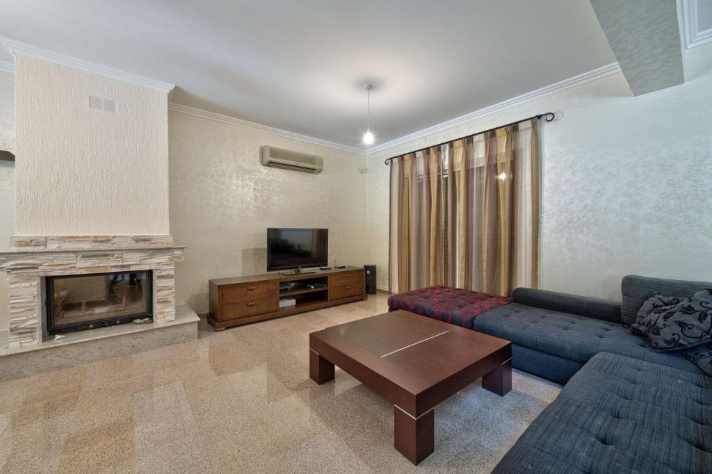 4 BEDROOMS HOUSE FOR SALE (Ref: 4034) - photo 10