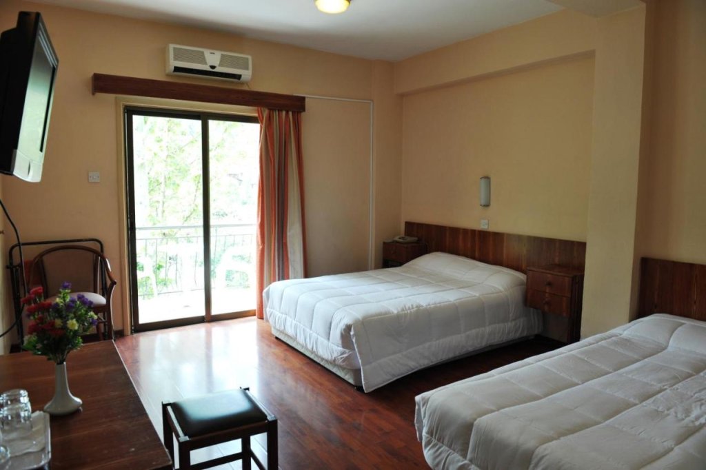 Hotel for sale (Ref: 4102) - photo 28