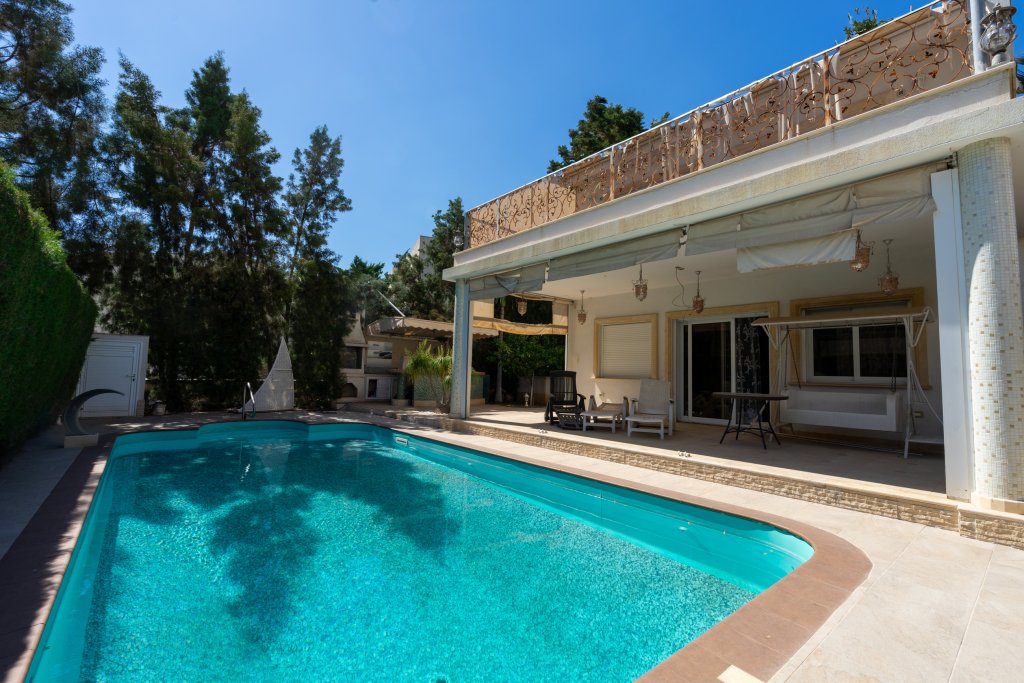 4+1 bedrooms villa (Ref: 4109) - photo 1
