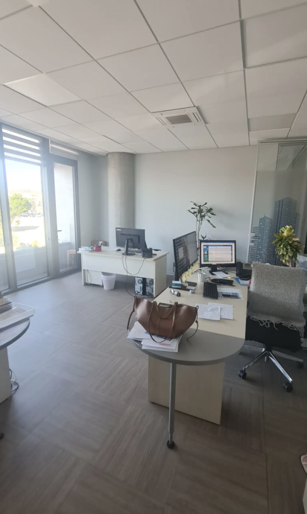 half-floor office for rent (Ref: 3730) - photo 4