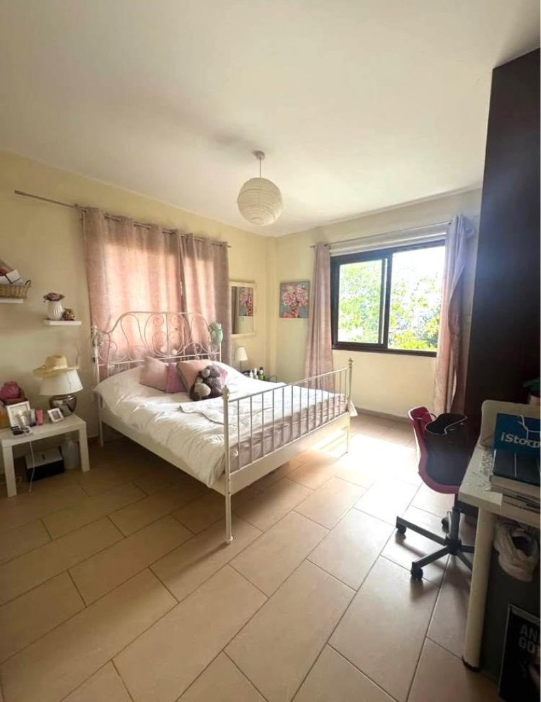 4-Bedroom House (Ref: 4132) - photo 3