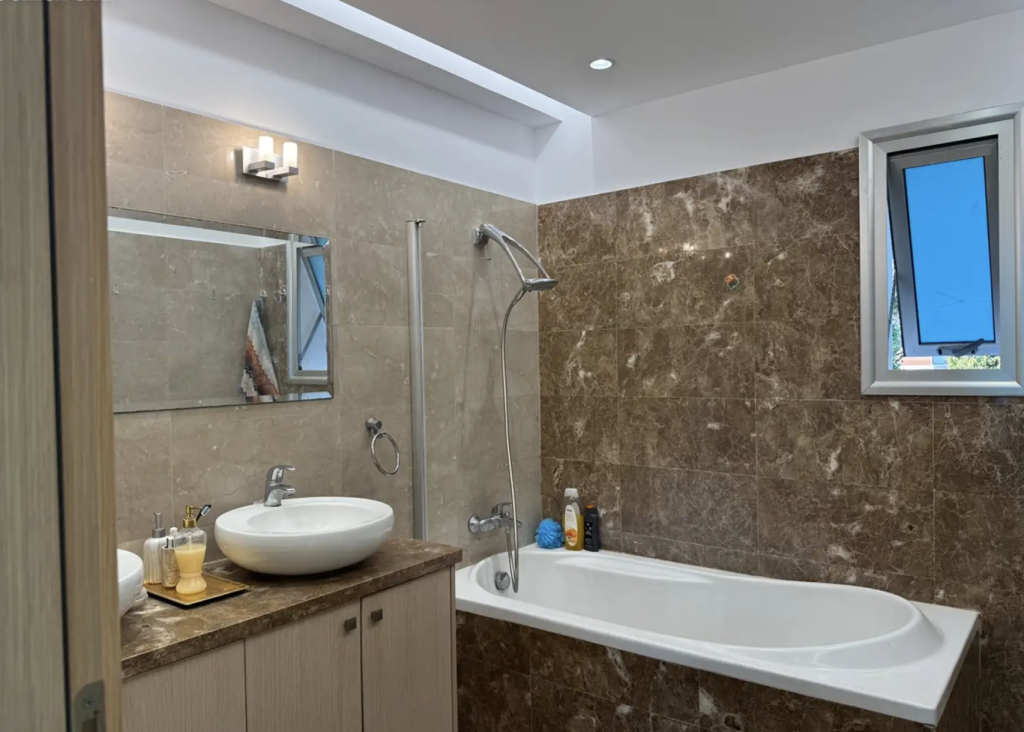 6-bedroom villa (Ref: 3754) - photo 1