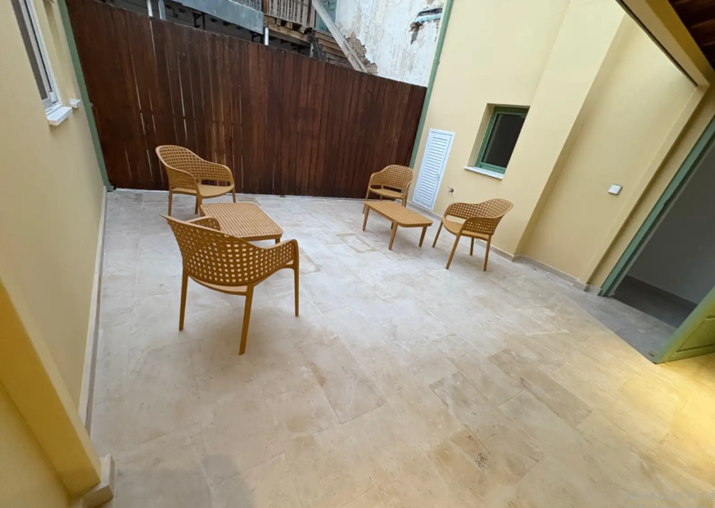 Studio Apartment (Ref: 2479) - photo 2