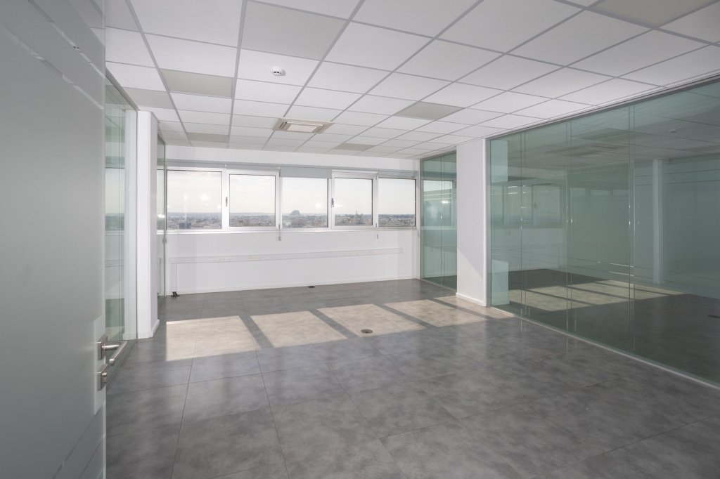 Office Floor (Ref: 2302) - photo 19