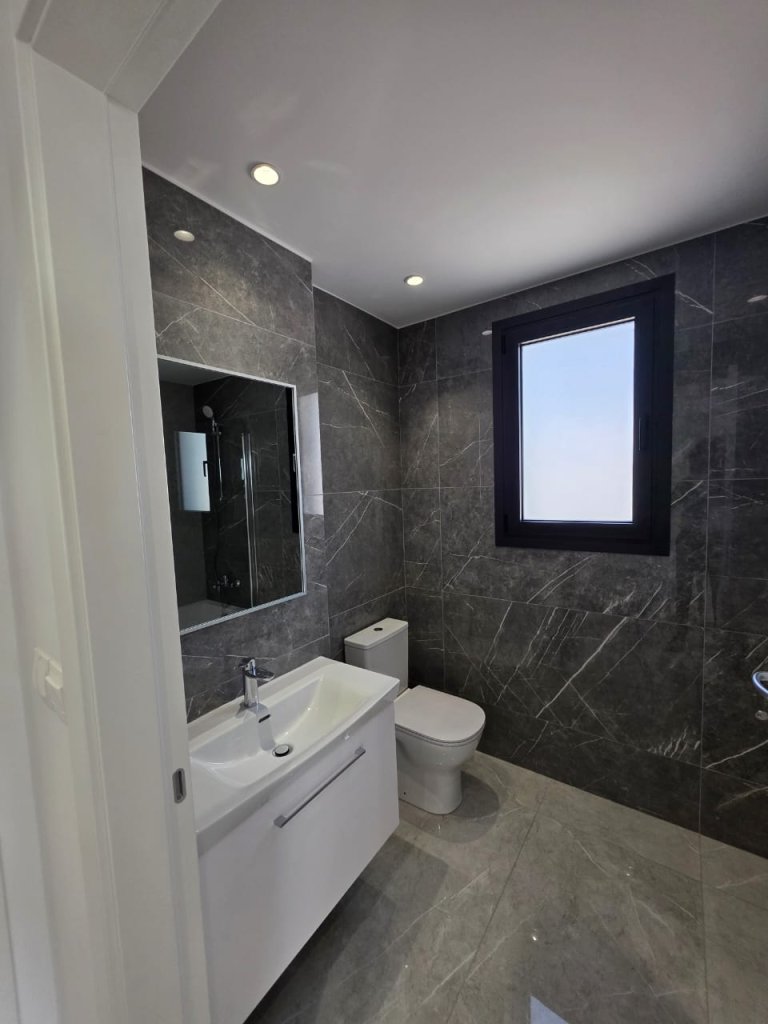 2-Bedrooms Apartment (Ref: 2296) - photo 2
