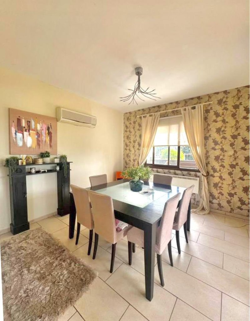 4-Bedroom House (Ref: 4132) - photo 6