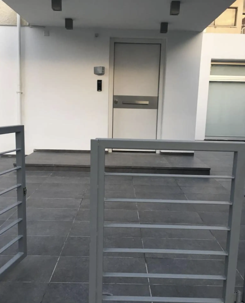 Office for rent (Ref: 3743) - photo 1