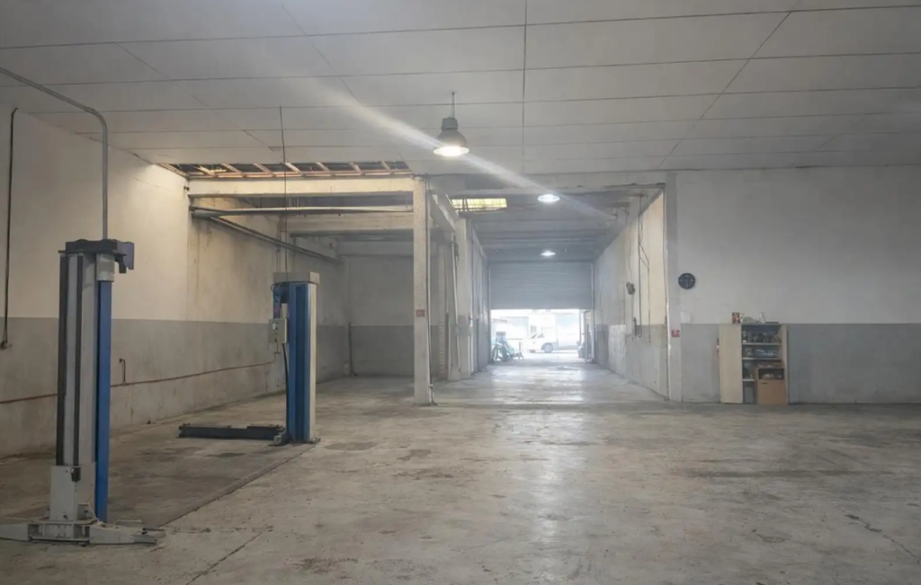 Warehouse for sale (Ref: 4078) - photo 2