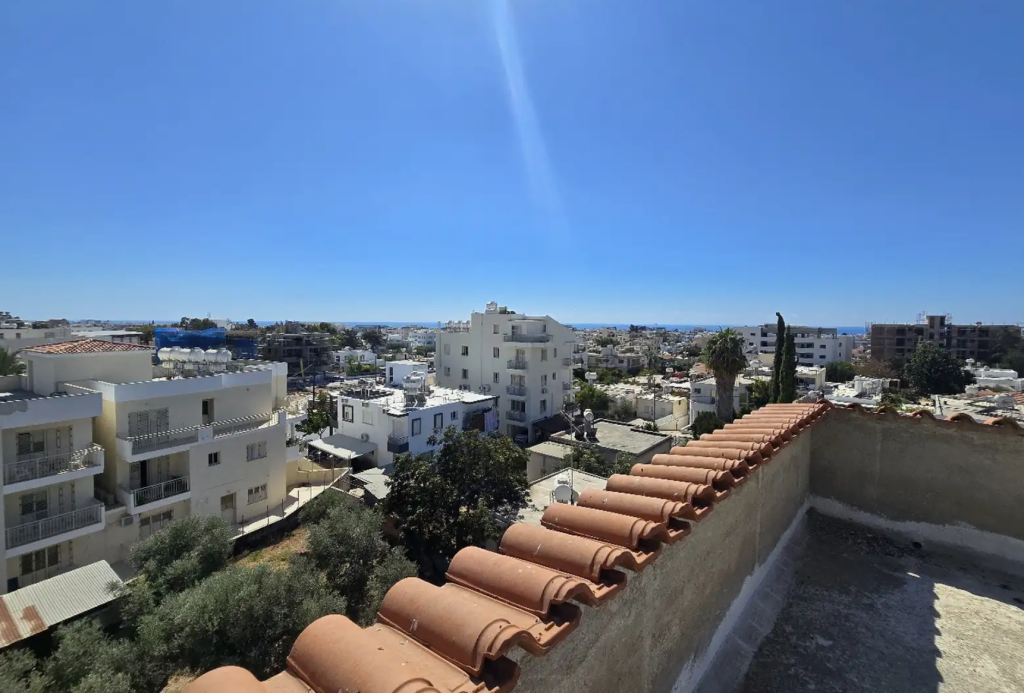 Residential bulding for sale (Ref: 3708) - photo 3