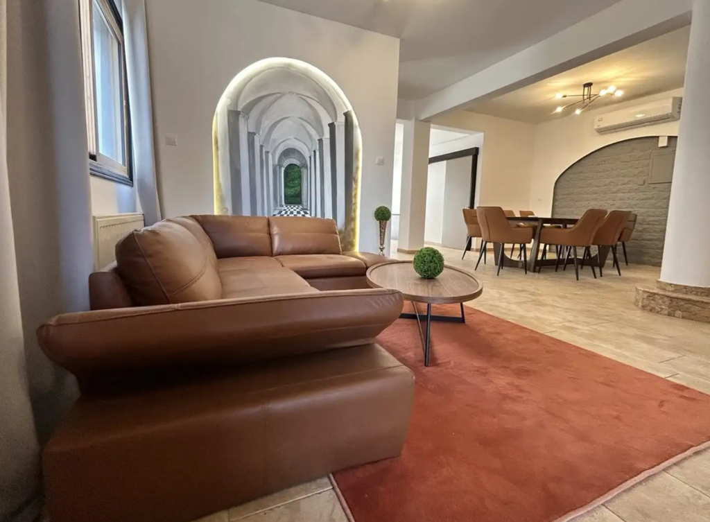 4-bedroom semi-detached (Ref: 4038) - photo 5