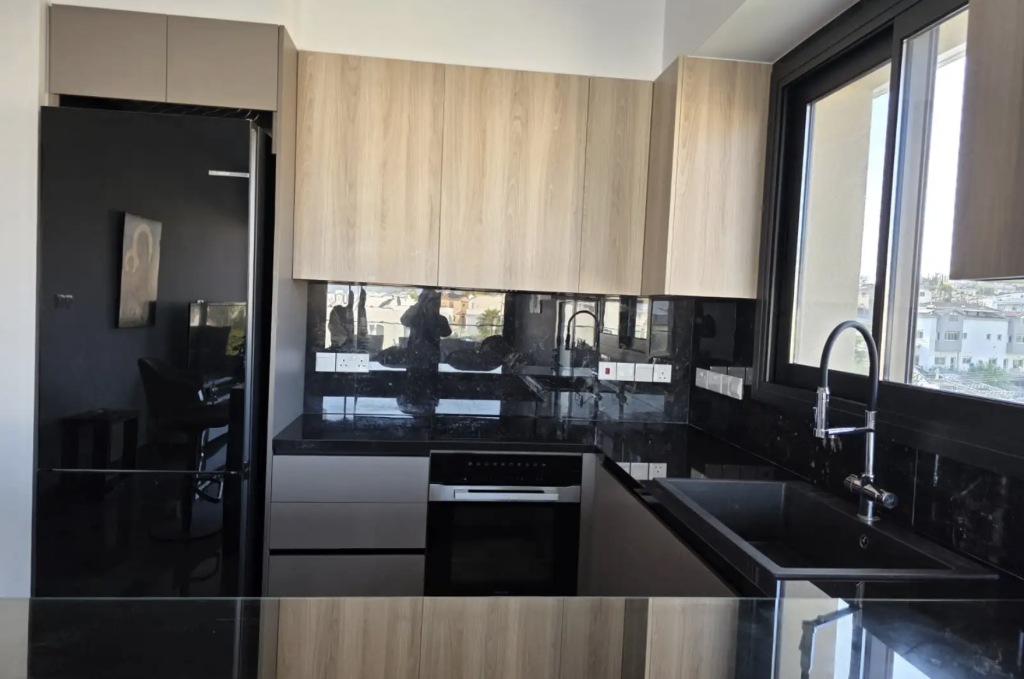 2-bedroom penthouse (Ref: 3707) - photo 3