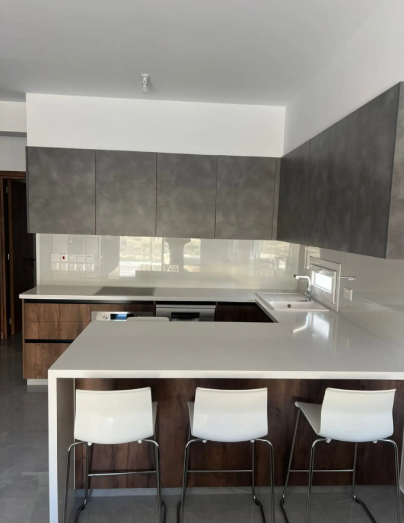 2-Bedroom Apartment (Ref: 2452) - photo 3