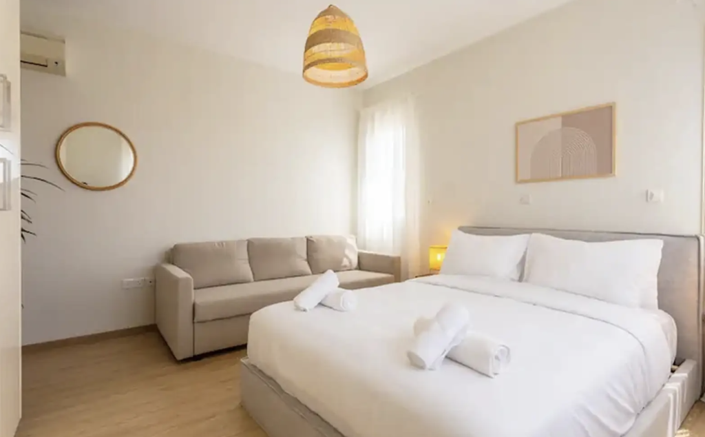6 Bedrooms Villa (Ref: 2972) - photo 3