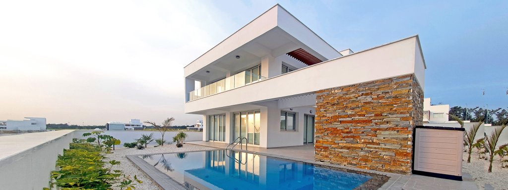 4 bedrooms villa (Ref: 3432) - photo 2