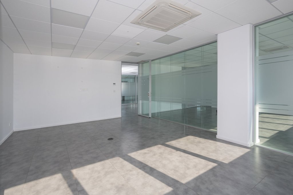Office Floor (Ref: 2302) - photo 20