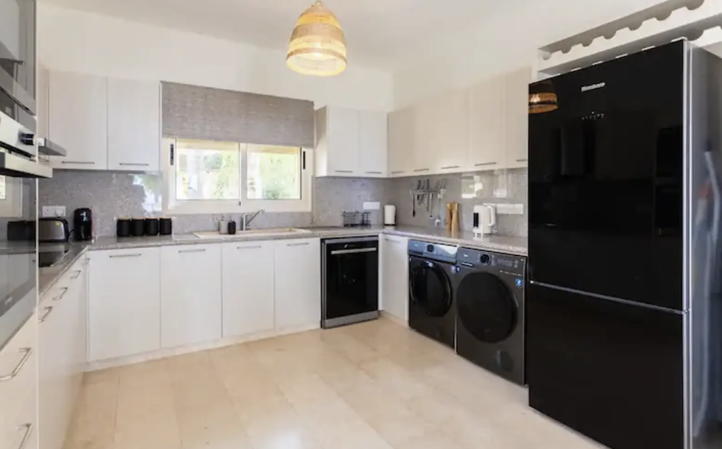 6 Bedrooms Villa (Ref: 2972) - photo 6
