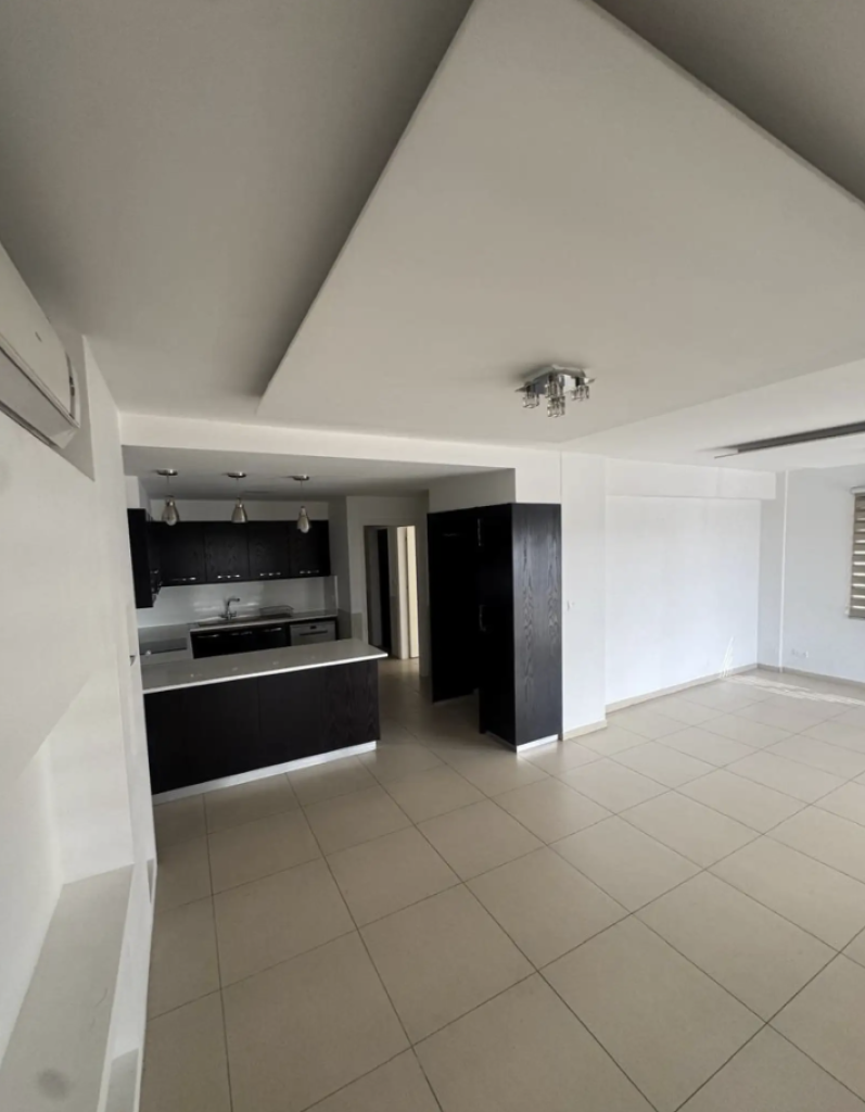2-Bedroom Apartment (Ref: 2951) - photo 3