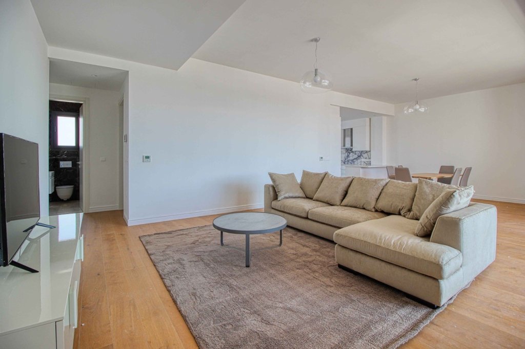 4 bedrooms apartment  for rent (Ref: 2516) - photo 12