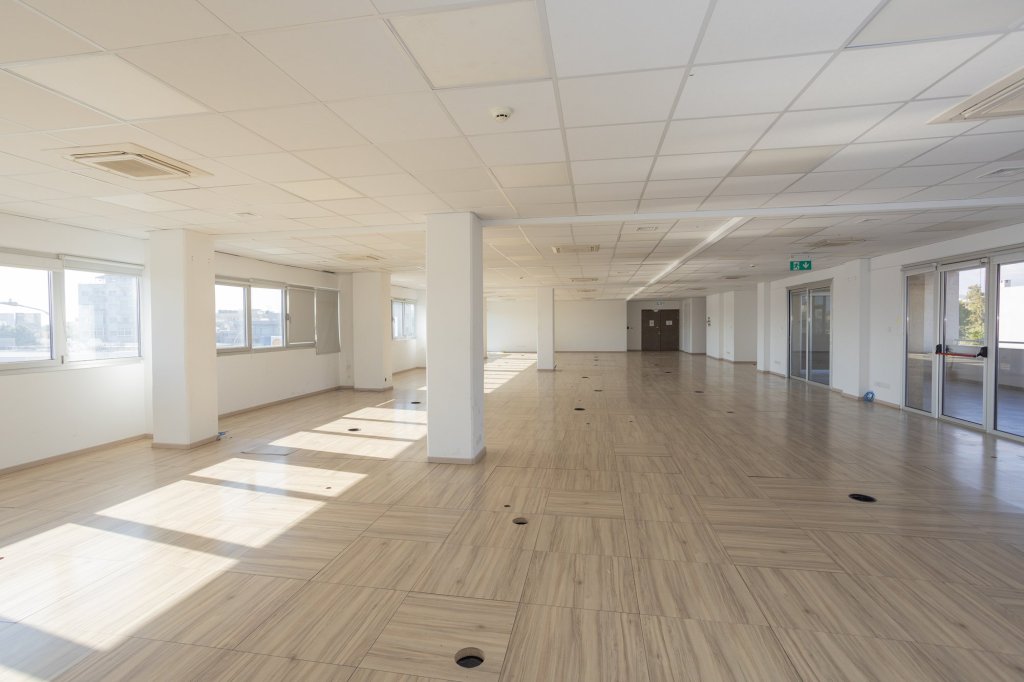 Office Floor (Ref: 2302) - photo 24