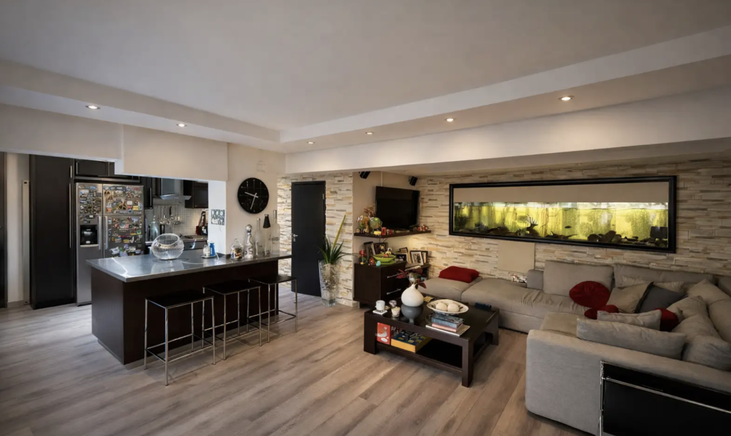 residential bulding for sale (Ref: 3712) - photo 2