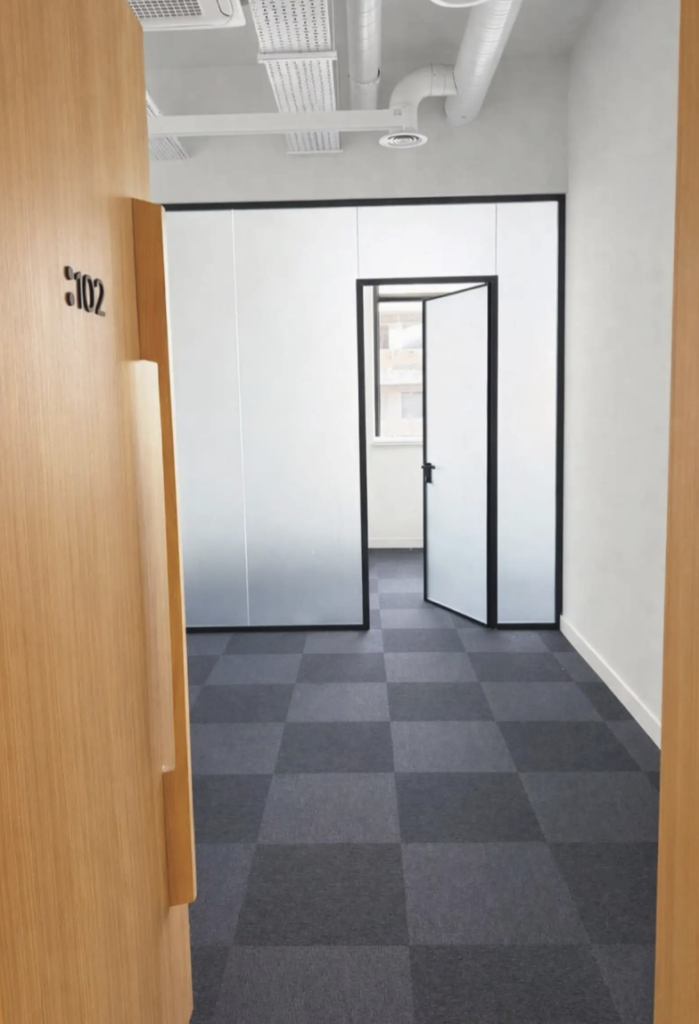 Office/Business Center for rent (Ref: 3737) - photo 4