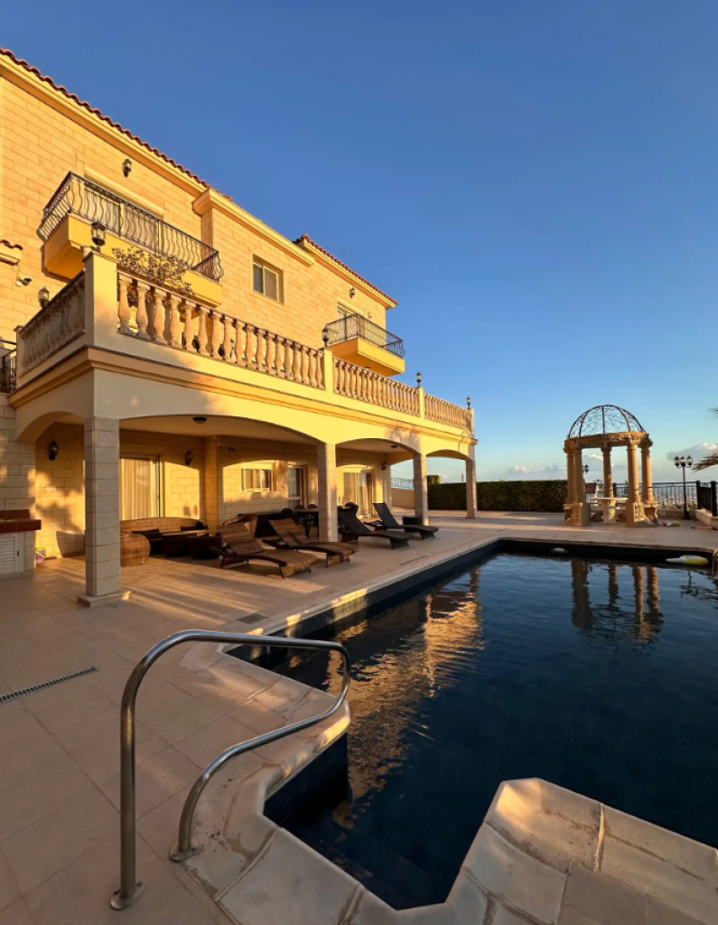 5-Bedroom Villa (Ref: 2438) - photo 3