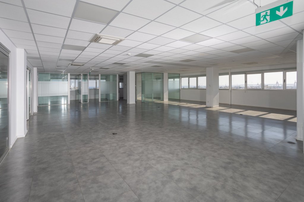 Office Floor (Ref: 2302) - photo 28