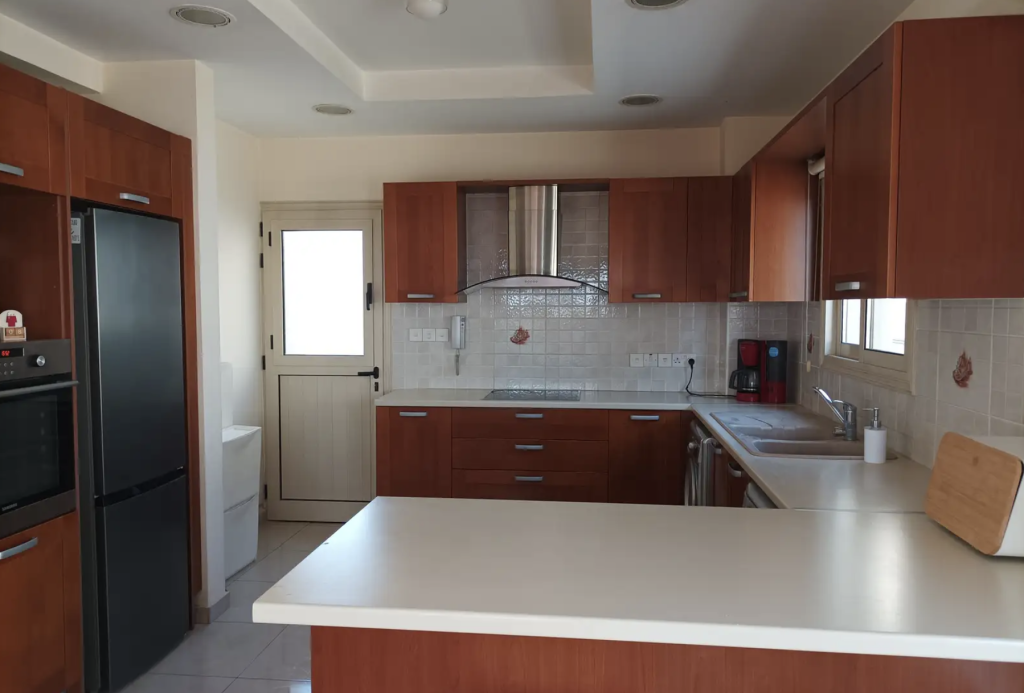 3-bedroom detached house (Ref: 4189) - photo 10