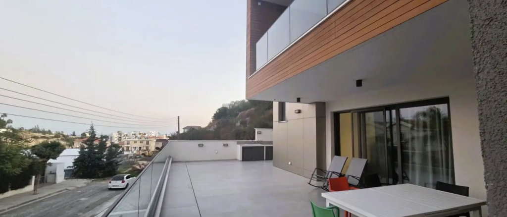 4-Bedroom Apartment (Ref: 2395) - photo 2