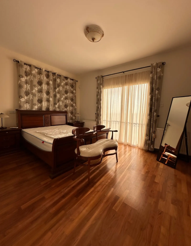 5-Bedroom Villa (Ref: 2438) - photo 8