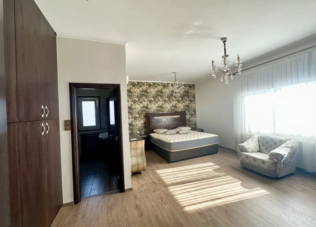 5 bedrooms villa (Ref: 4723) - photo 9