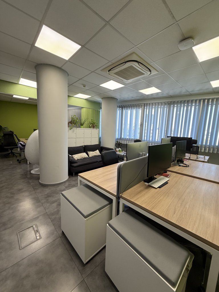 Office Floor (Ref: 2301) - photo 9