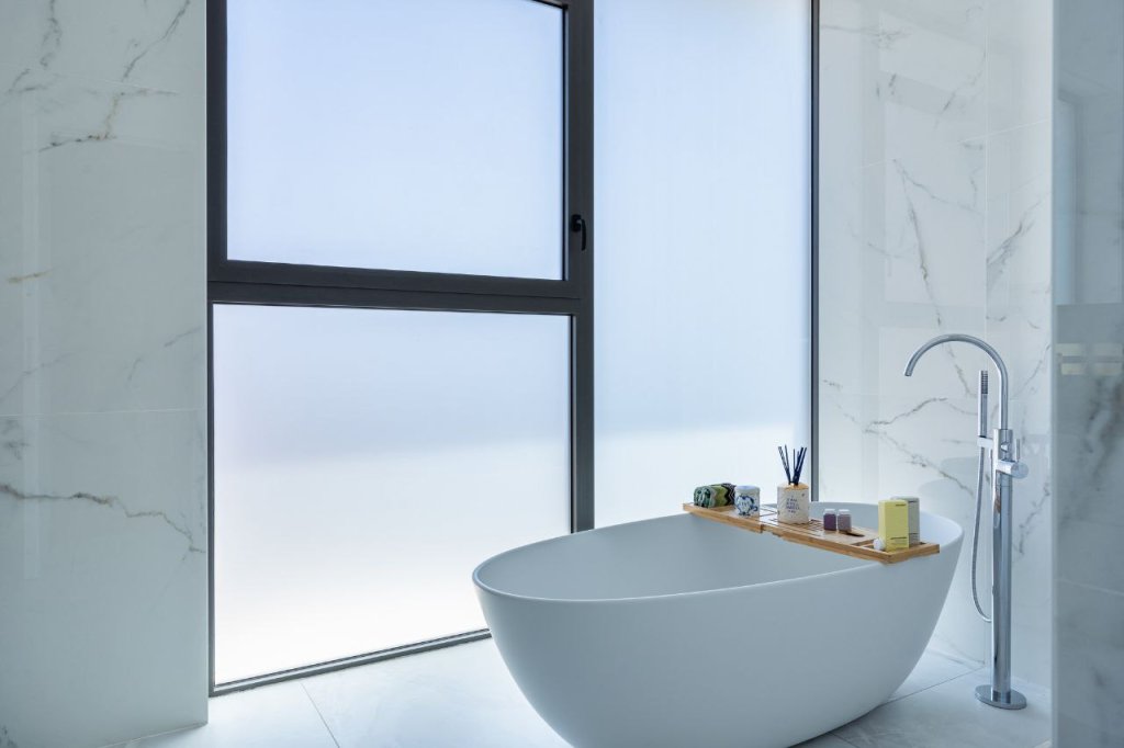 5-Bedroom Apartment (Ref: 4159) - photo 2