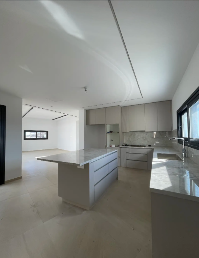 3-Bedroom Detached House (Ref: 2432) - photo 9