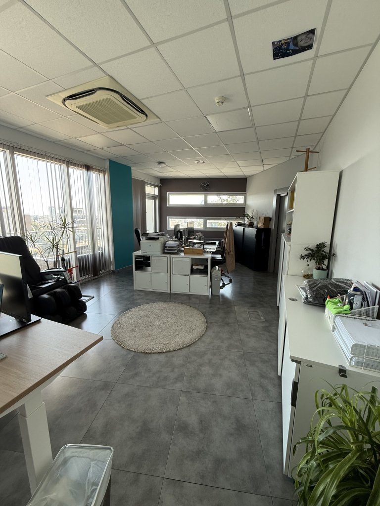 Office Floor (Ref: 2301) - photo 11