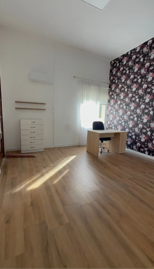 Commercial Property (Ref: 2421) - photo 2