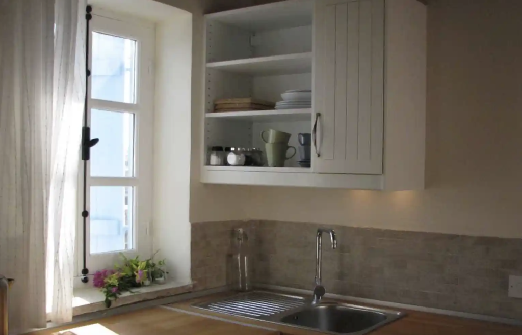 4-bedroom semi-detached (Ref: 4192) - photo 3