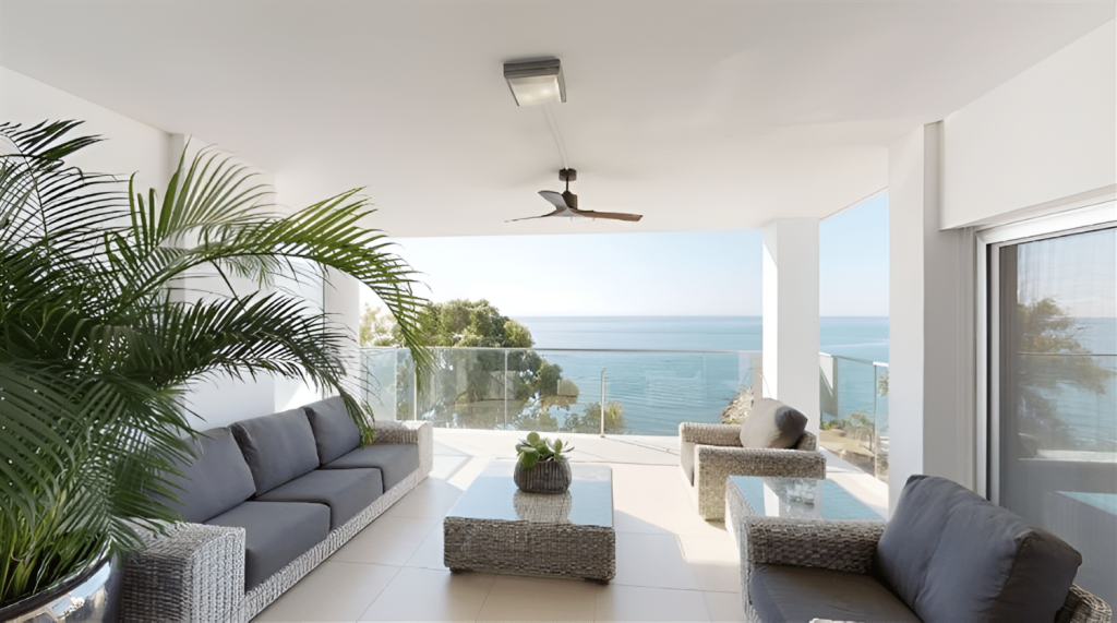 4 Bedroom Beachfront Property (Ref: 1313) - photo 1