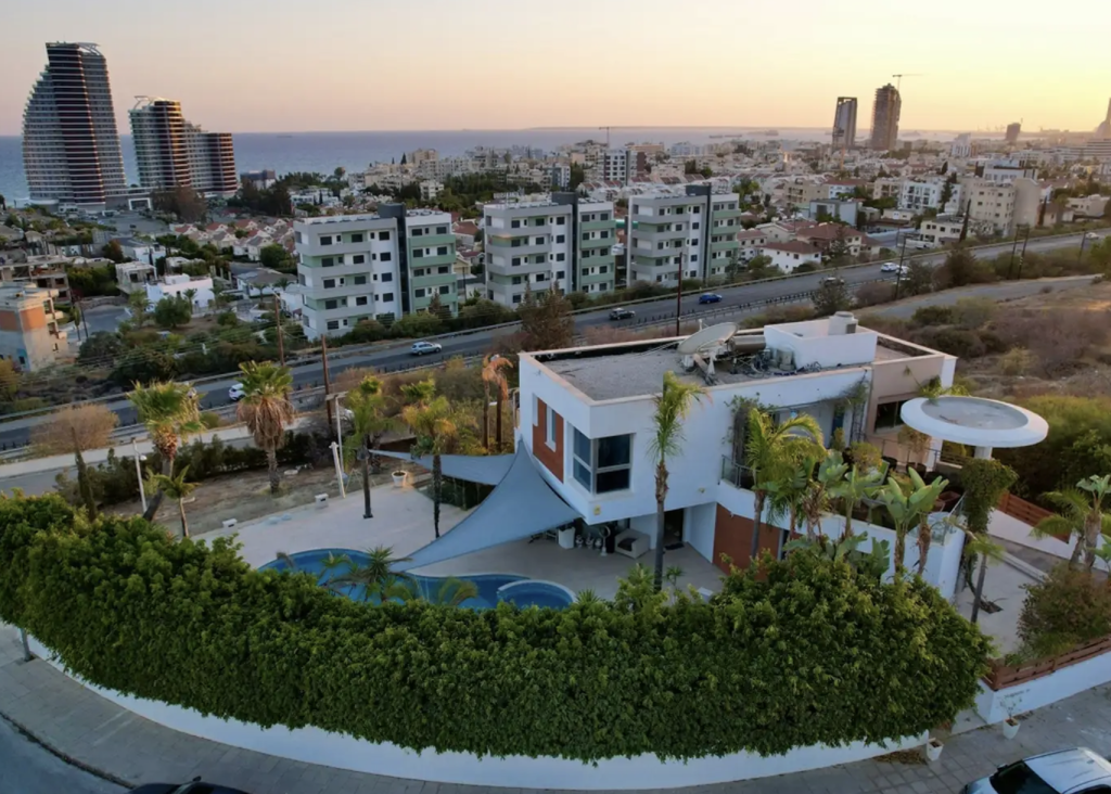 6-bedroom villa (Ref: 3754) - photo 2